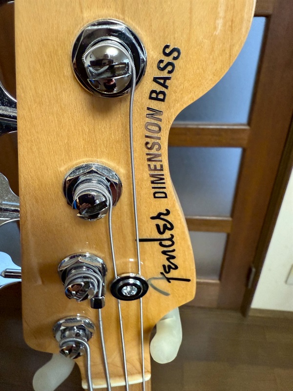 Fender USA Dimension Bassの画像